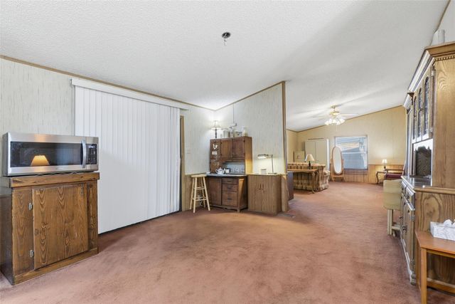 4400 Kristy Court, Granbury, TX 76049