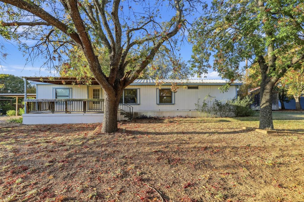 4400 Kristy Court, Granbury, TX 76049