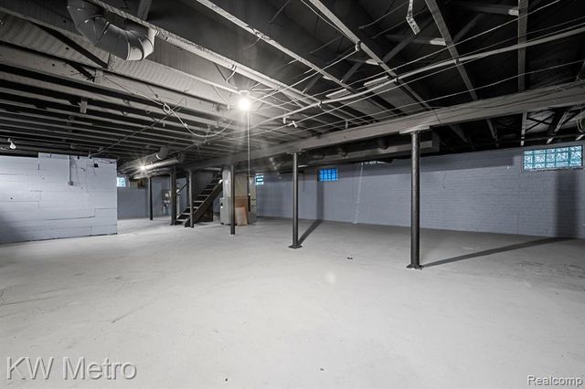 712 Chalmers Street, Detroit, MI 48215