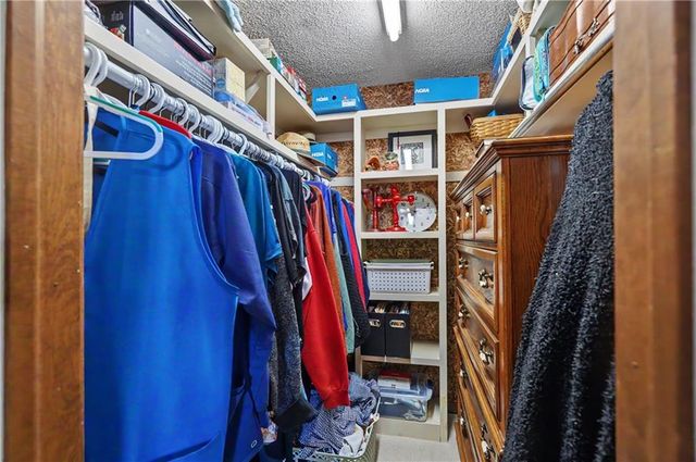 4217 Wimbledon Drive, Lawrence, KS 66047