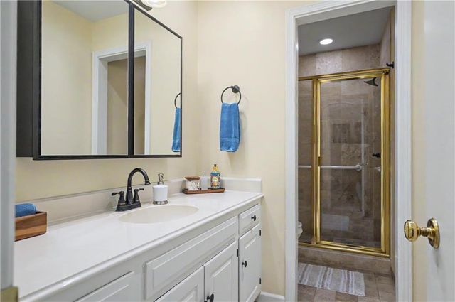 4217 Wimbledon Drive, Lawrence, KS 66047