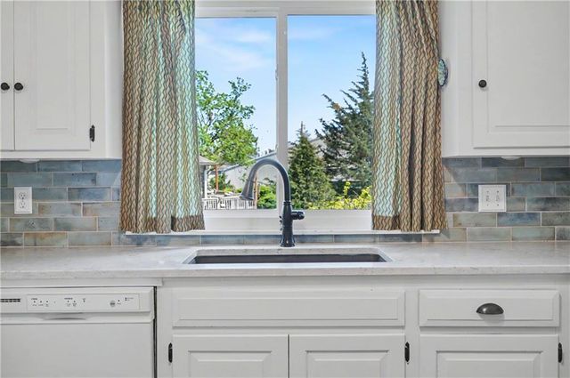 4217 Wimbledon Drive, Lawrence, KS 66047