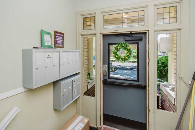 3428 Emerson Avenue S 8, Minneapolis, MN 55408