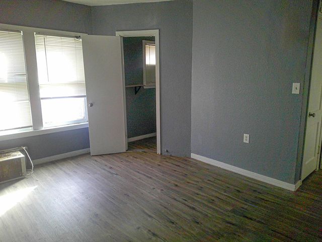 1609 S Main St, Big Spring, TX 79720