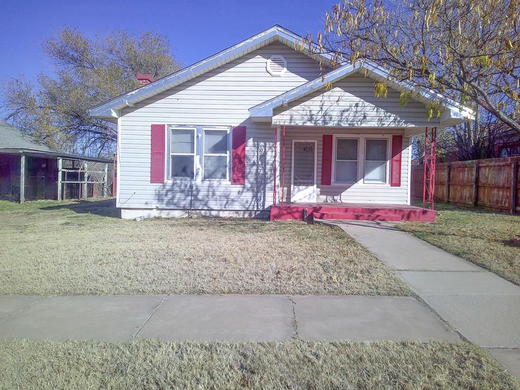 1609 S Main St, Big Spring, TX 79720