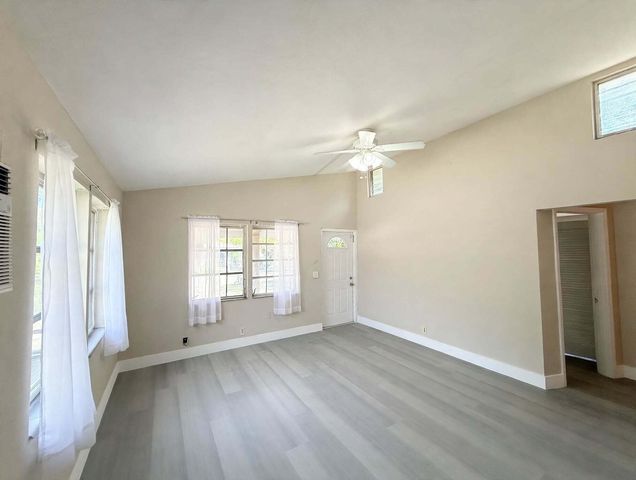 216 NW 12TH Court 3, Pompano Beach, FL 33060