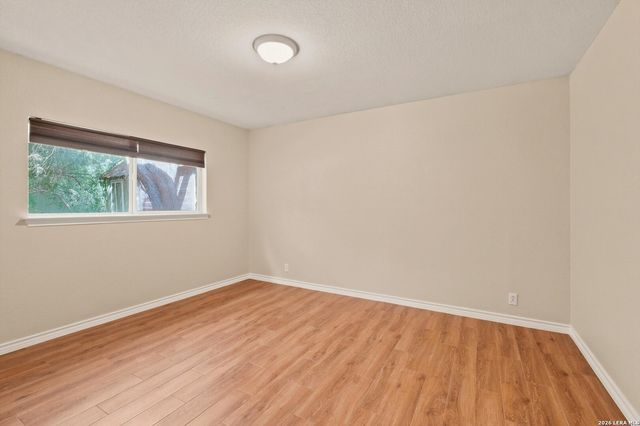 8085 OLD AUSTIN RD, Selma, TX 78154