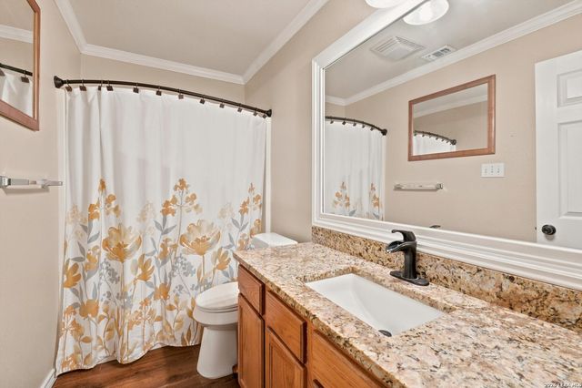 8085 OLD AUSTIN RD, Selma, TX 78154