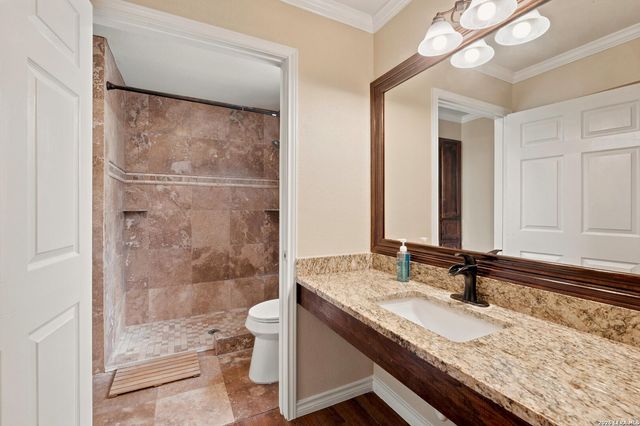 8085 OLD AUSTIN RD, Selma, TX 78154