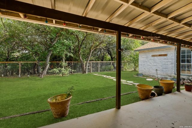 8085 OLD AUSTIN RD, Selma, TX 78154