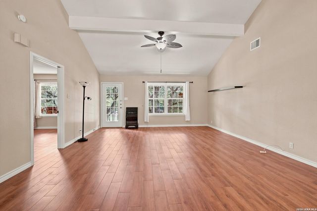 8085 OLD AUSTIN RD, Selma, TX 78154