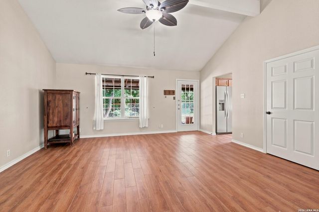 8085 OLD AUSTIN RD, Selma, TX 78154
