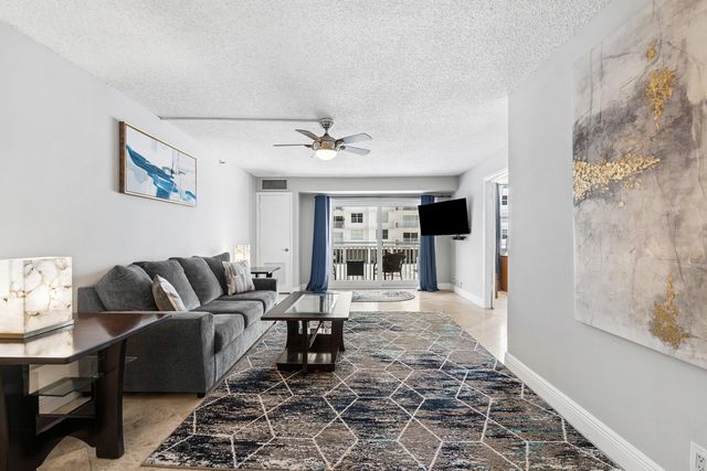 4511 S Ocean Boulevard 106, Highland Beach, FL 33487