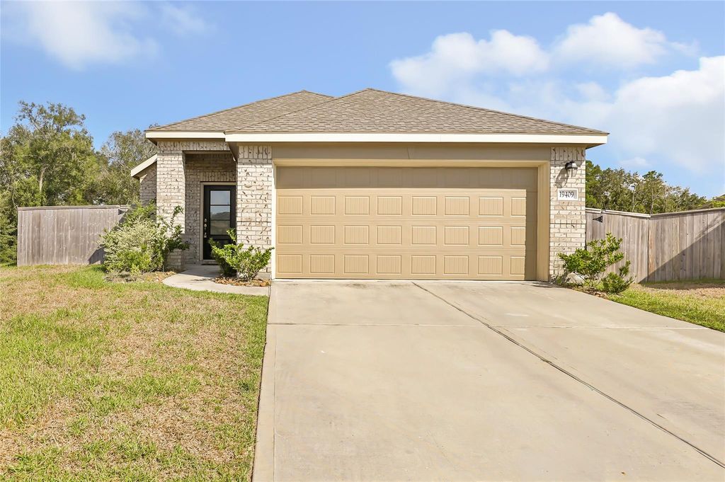 19409 Rosali Meadow Drive, New Caney, TX 77357