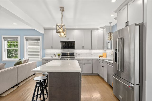 64 Overlook Rd, Arlington, MA 02474
