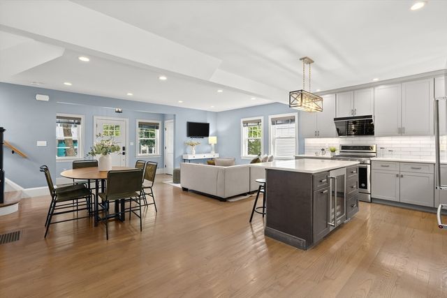 64 Overlook Rd, Arlington, MA 02474