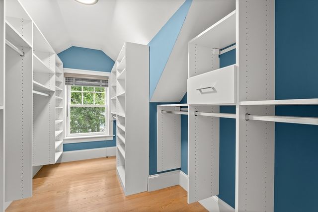 64 Overlook Rd, Arlington, MA 02474