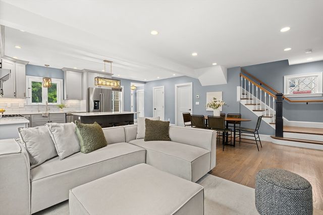 64 Overlook Rd, Arlington, MA 02474