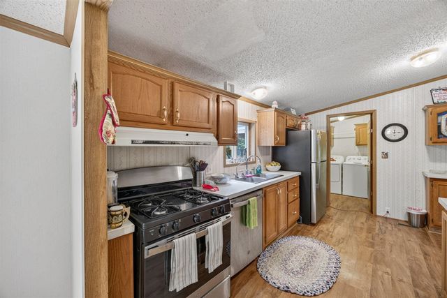 6178 Meredith Grade Road, Harrison, MI 48625