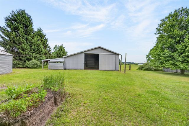 6178 Meredith Grade Road, Harrison, MI 48625