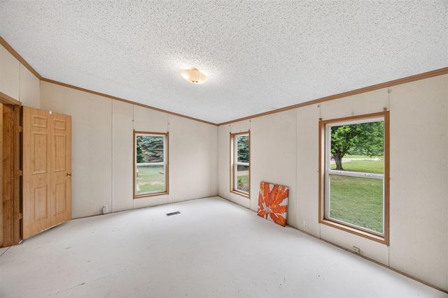 6178 Meredith Grade Road, Harrison, MI 48625