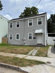 1016 Goff ST, Norfolk, VA 23504