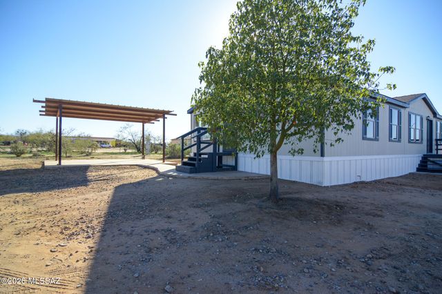 8381 S Marstellar Road, Tucson, AZ 85736