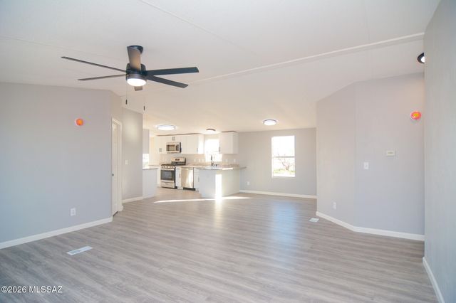 8381 S Marstellar Road, Tucson, AZ 85736