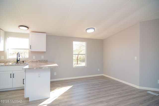 8381 S Marstellar Road, Tucson, AZ 85736