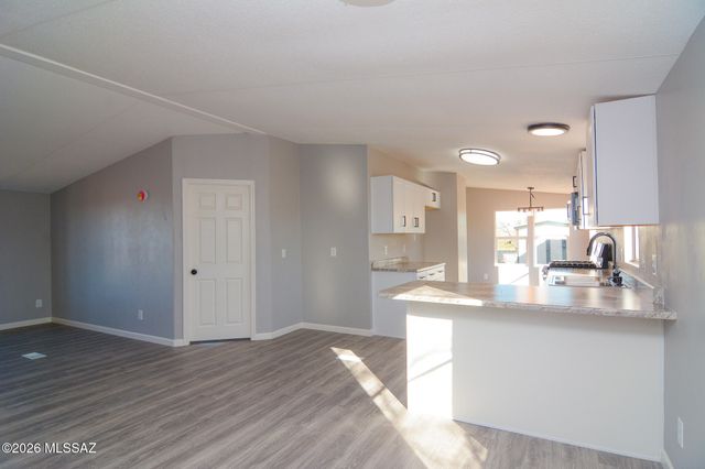 8381 S Marstellar Road, Tucson, AZ 85736