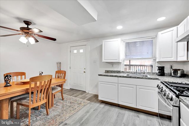 2436 BERRYHILL ST, Harrisburg, PA 17104