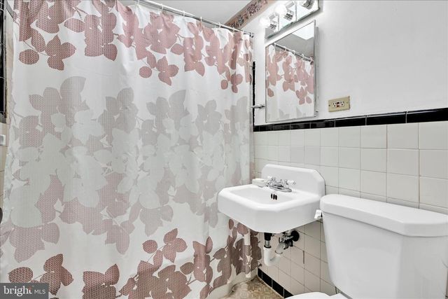 2436 BERRYHILL ST, Harrisburg, PA 17104