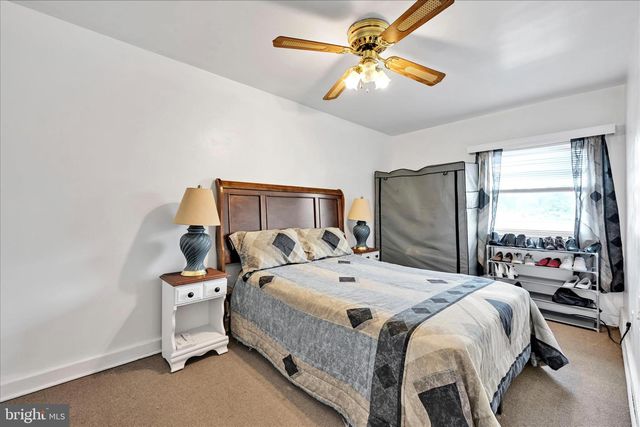 2436 BERRYHILL ST, Harrisburg, PA 17104