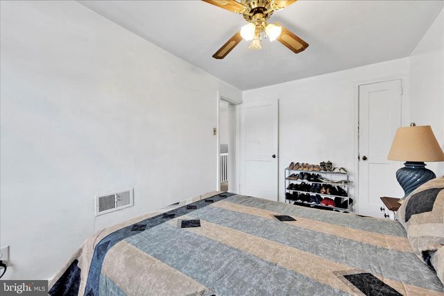 2436 BERRYHILL ST, Harrisburg, PA 17104