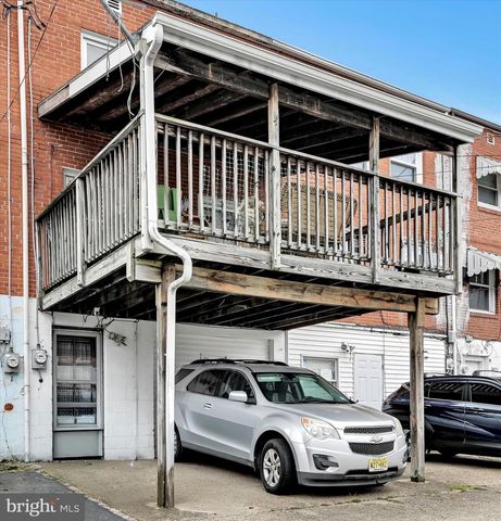 2436 BERRYHILL ST, Harrisburg, PA 17104