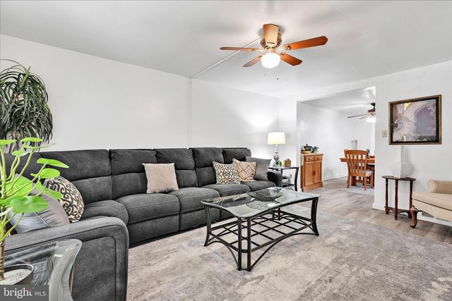 2436 BERRYHILL ST, Harrisburg, PA 17104