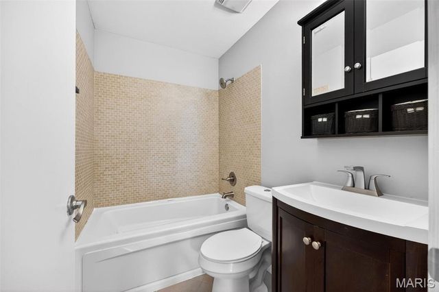 3373 Clemens Drive, St Charles, MO 63301