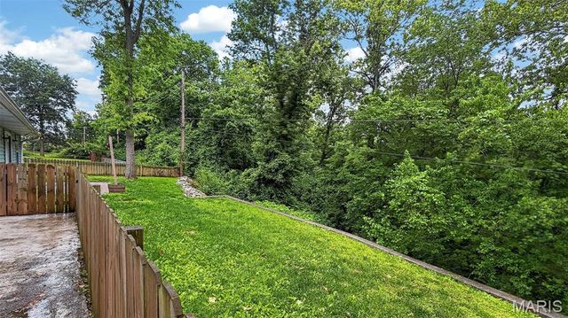 3373 Clemens Drive, St Charles, MO 63301