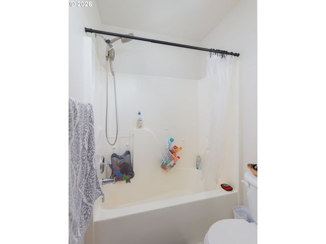1653 RILEY Ln, Eugene, OR 97402