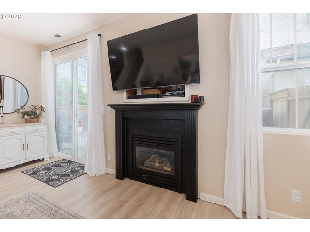 1653 RILEY Ln, Eugene, OR 97402