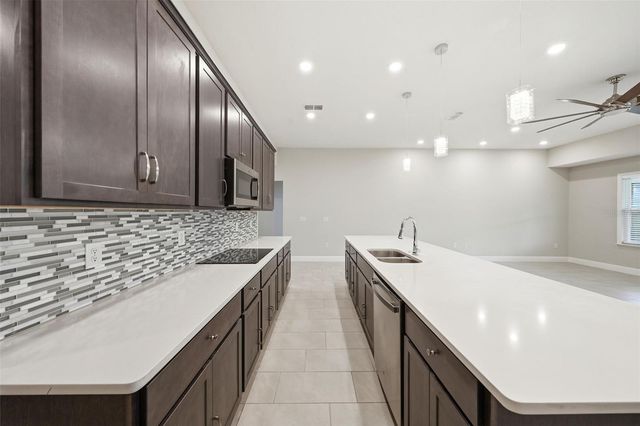 2524 CARRIAGE POINTE LOOP, Apopka, FL 32712