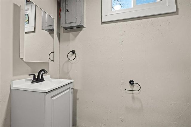 12012 Bennington Avenue, Grandview, MO 64030