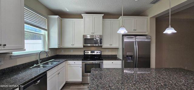 221 RICHMOND Drive, St. Johns, FL 32259