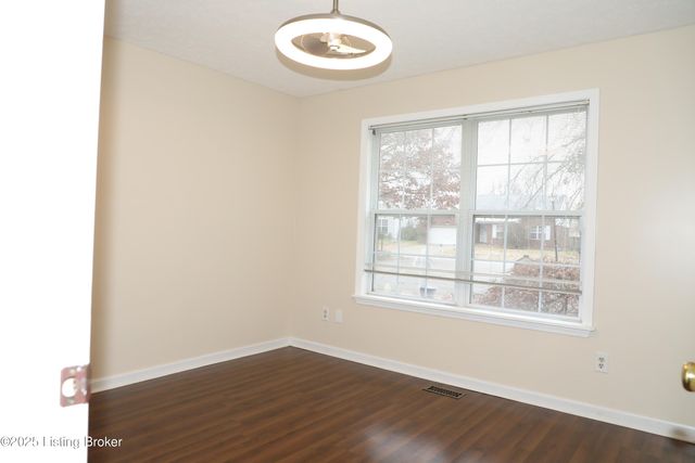 11501 Halifax Dr, Louisville, KY 40245