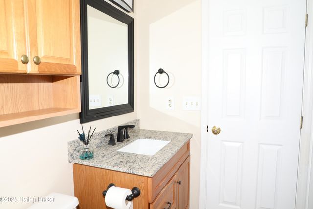 11501 Halifax Dr, Louisville, KY 40245