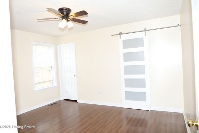 11501 Halifax Dr, Louisville, KY 40245