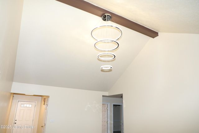 11501 Halifax Dr, Louisville, KY 40245