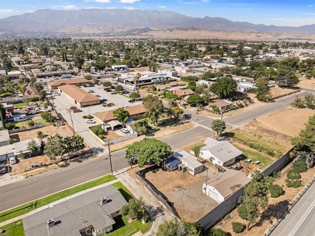 893 E 5th, Beaumont, CA 92223