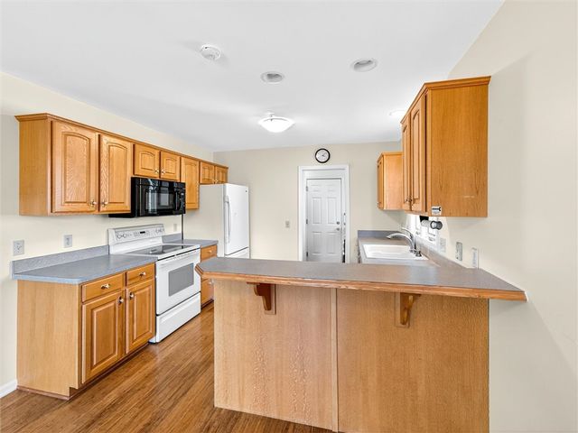 9 Killeen Drive, Perinton, NY 14450