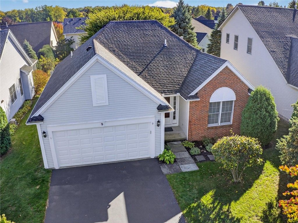 9 Killeen Drive, Perinton, NY 14450